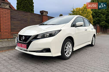 Хэтчбек Nissan Leaf 2021 в 