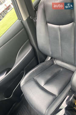 Хэтчбек Nissan Leaf 2014 в 
