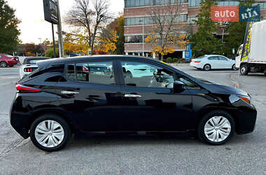 Хэтчбек Nissan Leaf 2020 в 