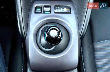 Хэтчбек Nissan Leaf 2020 в 