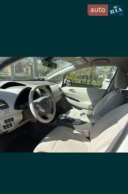 Хетчбек Nissan Leaf 2012 в Краматорську