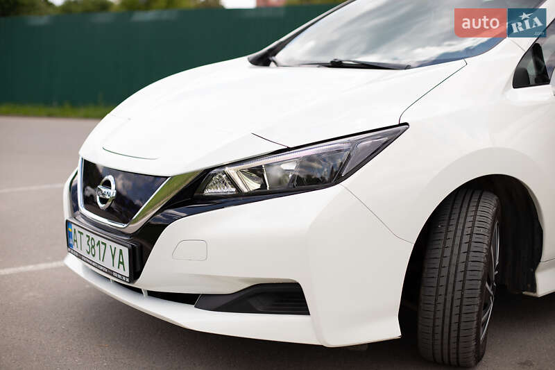 Хетчбек Nissan Leaf 2021 в Івано-Франківську