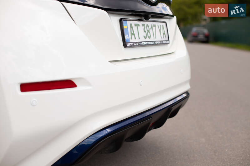 Хетчбек Nissan Leaf 2021 в Івано-Франківську