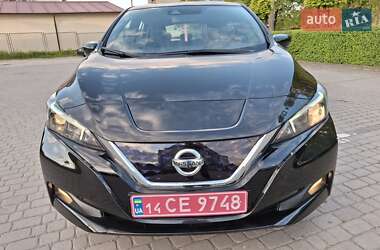 Хетчбек Nissan Leaf 2021 в 