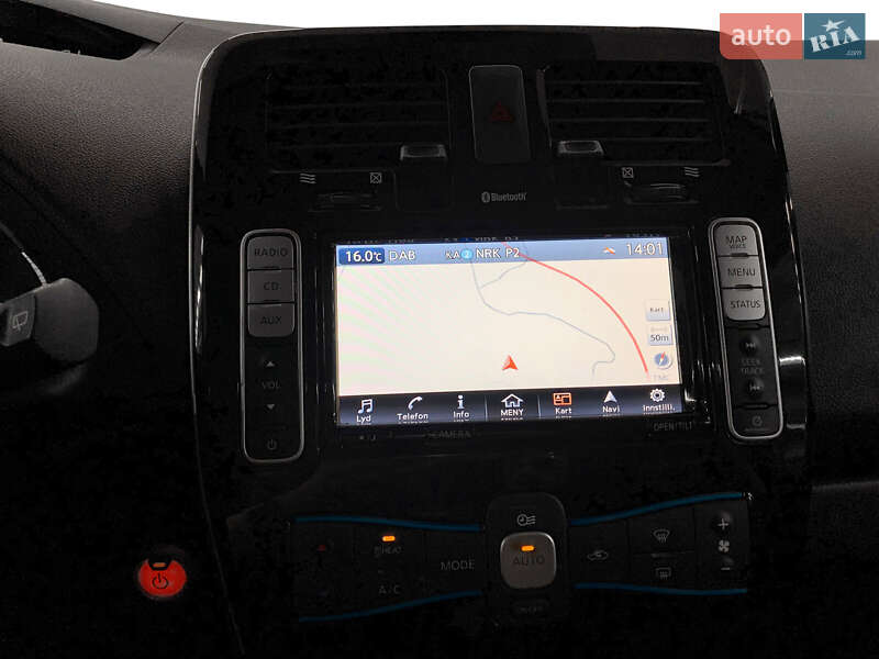 Хэтчбек Nissan Leaf 2015 в Киеве