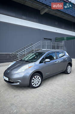 Хетчбек Nissan Leaf 2014 в Києві