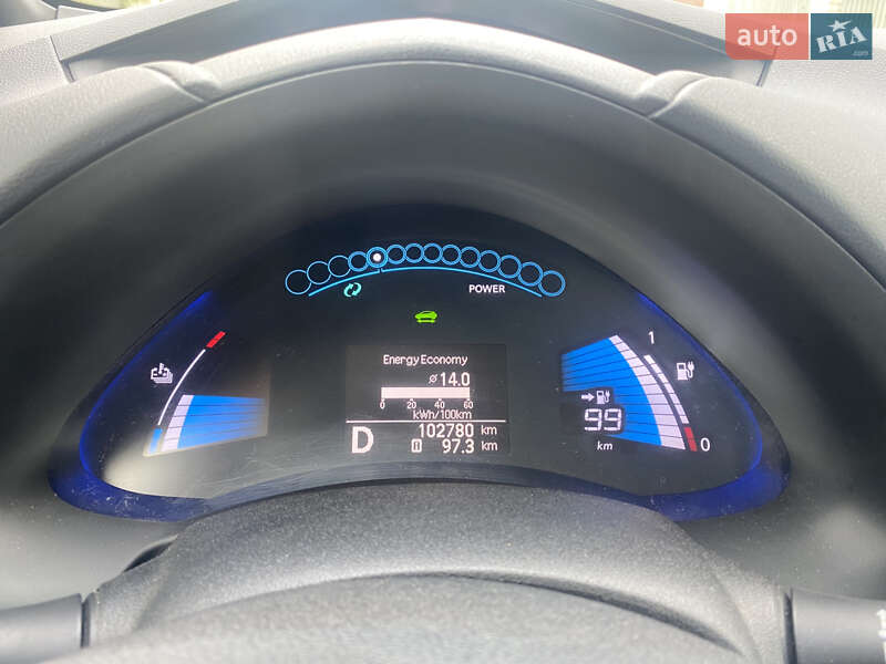 Хэтчбек Nissan Leaf 2013 в Ивано-Франковске