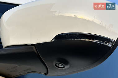 Хетчбек Nissan Leaf 2020 в 