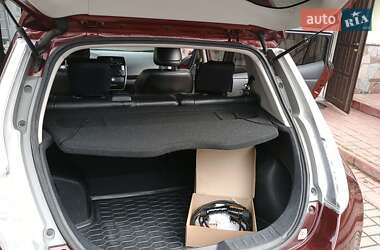 Хэтчбек Nissan Leaf 2015 в 