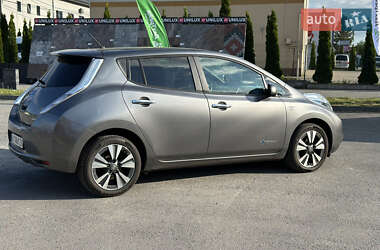 Хэтчбек Nissan Leaf 2014 в 