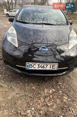 Хэтчбек Nissan Leaf 2011 в Львове