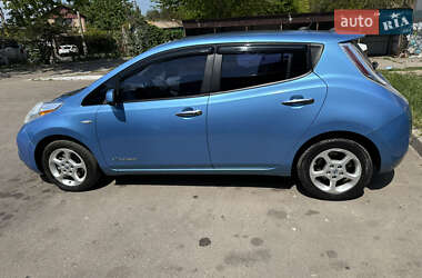 Хэтчбек Nissan Leaf 2014 в Одессе