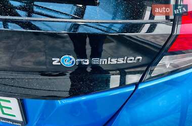 Хетчбек Nissan Leaf 2021 в 
