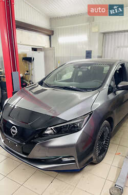 Хэтчбек Nissan Leaf 2023 в Одессе
