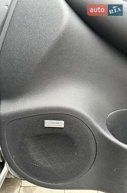 Хэтчбек Nissan Leaf 2013 в 
