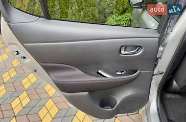 Хэтчбек Nissan Leaf 2020 в 