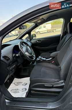 Хэтчбек Nissan Leaf 2014 в 