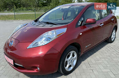 Хетчбек Nissan Leaf 2011 в 
