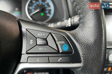Хэтчбек Nissan Leaf 2018 в 