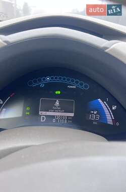 Хетчбек Nissan Leaf 2012 в 