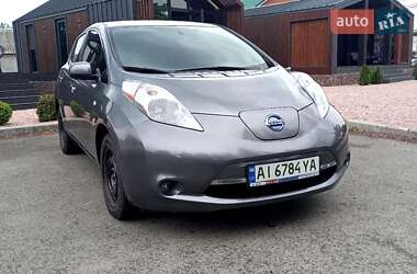 Хэтчбек Nissan Leaf 2015 в Киеве