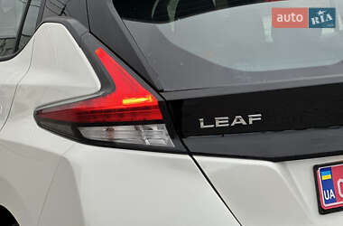 Хетчбек Nissan Leaf 2020 в 
