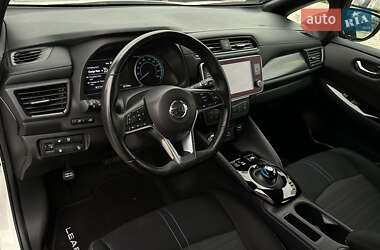 Хетчбек Nissan Leaf 2020 в 