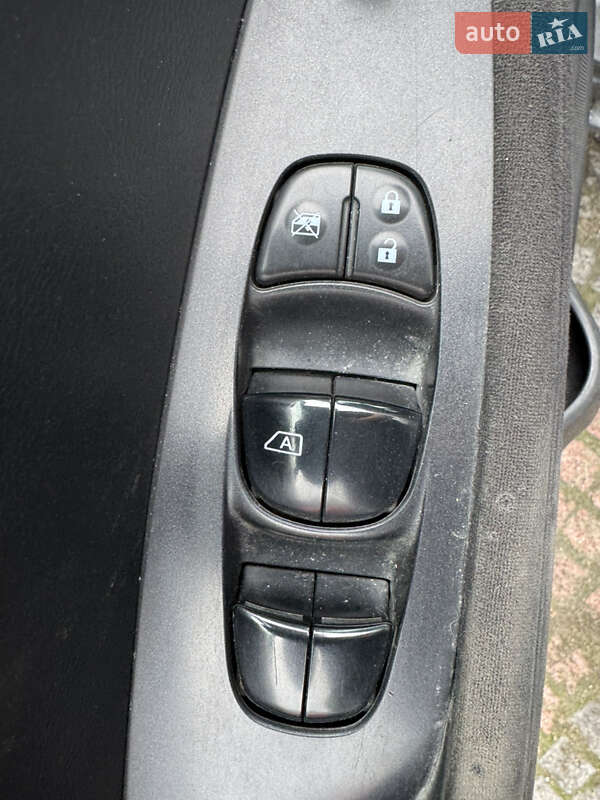 Хэтчбек Nissan Leaf 2014 в Житомире