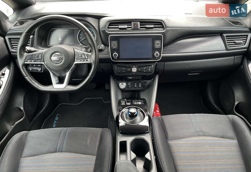 Хэтчбек Nissan Leaf 2020 в Владимире