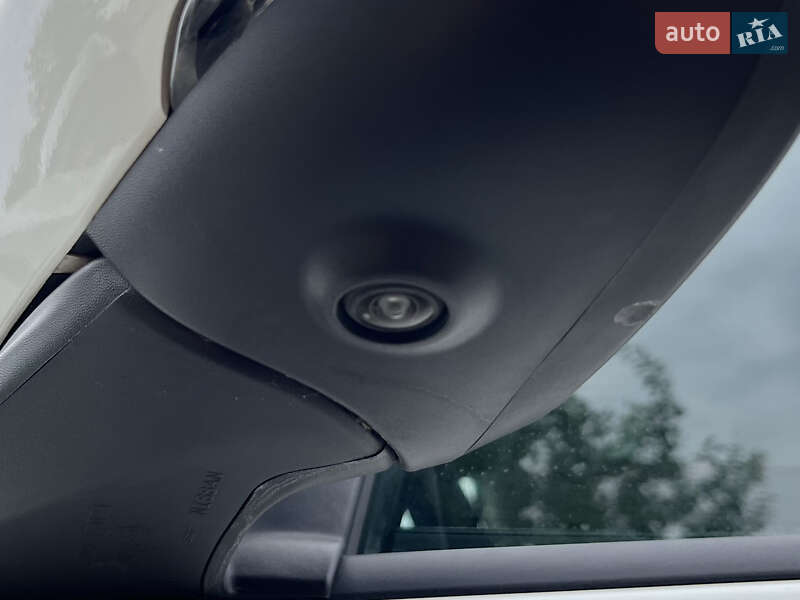 Хэтчбек Nissan Leaf 2020 в Владимире