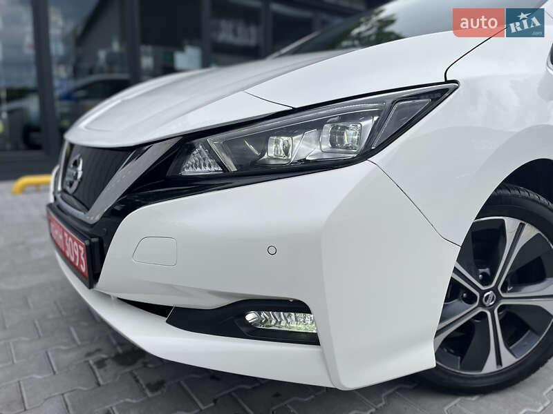 Хэтчбек Nissan Leaf 2020 в Владимире