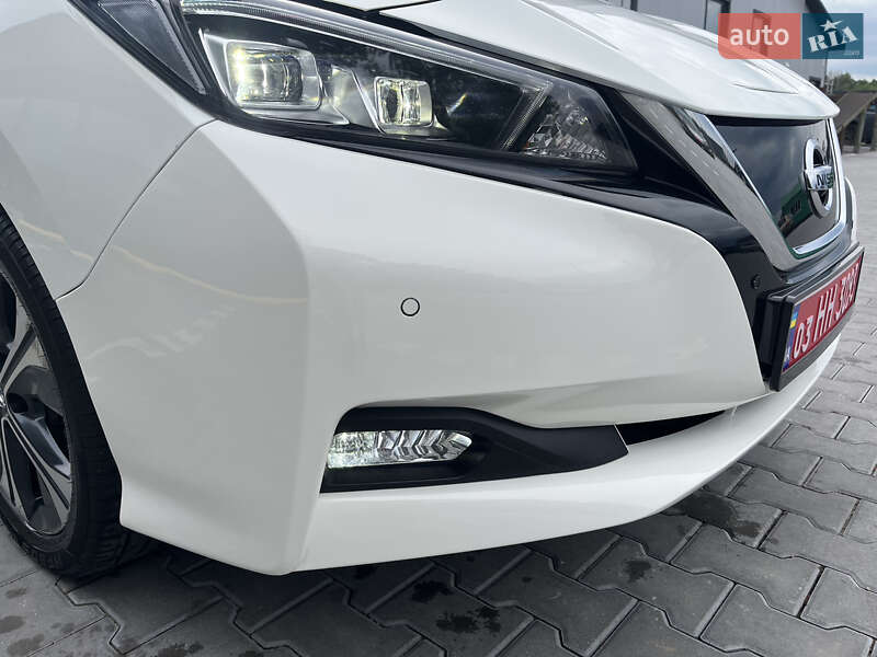Хэтчбек Nissan Leaf 2020 в Владимире