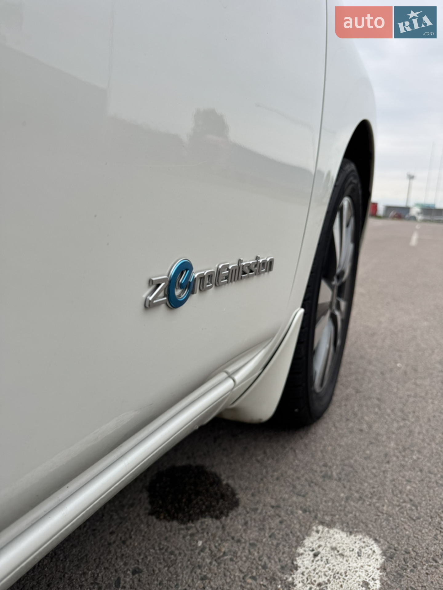 2016 Nissan Leaf - мініатюра 10