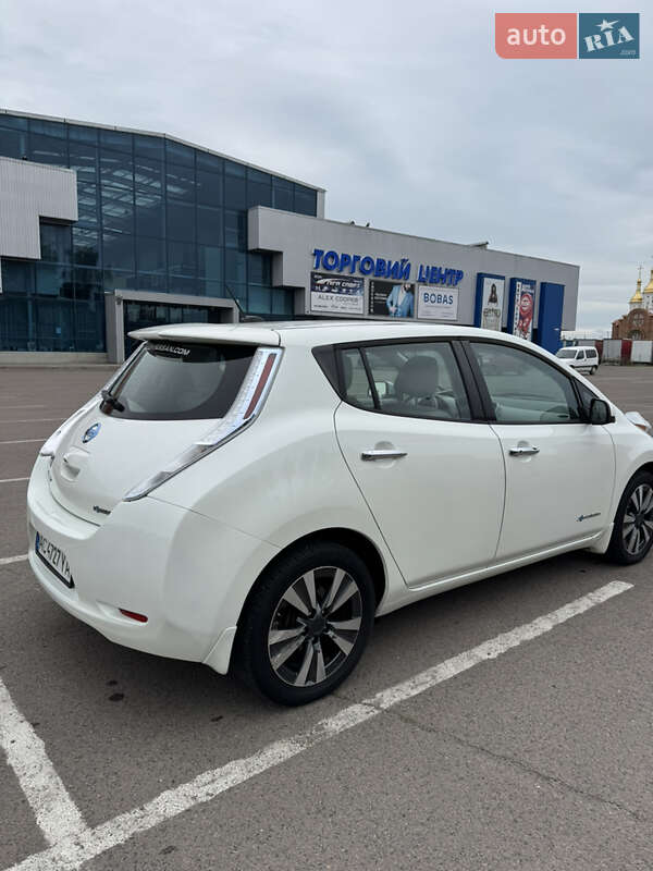 Хетчбек Nissan Leaf 2016 в Ковелі