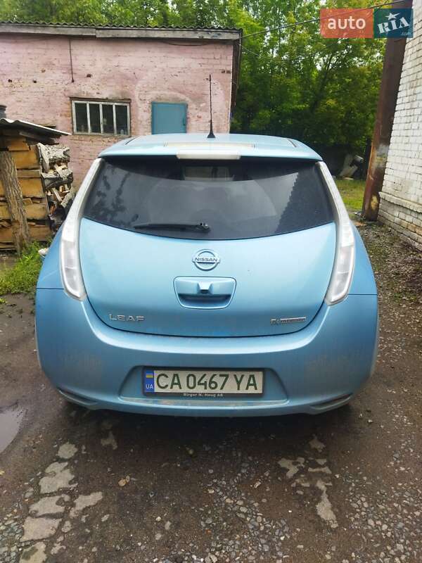 Хетчбек Nissan Leaf 2016 в Маньківці
