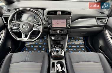 Хетчбек Nissan Leaf 2019 в 