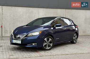 Хэтчбек Nissan Leaf 2019 в Киеве