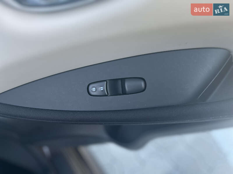 Хетчбек Nissan Leaf 2021 в Бродах