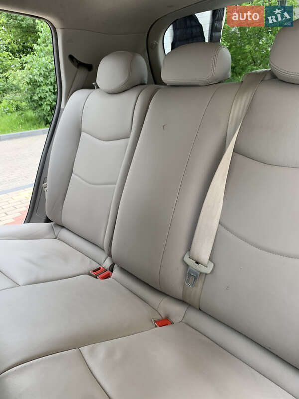 Хэтчбек Nissan Leaf 2012 в Звягеле