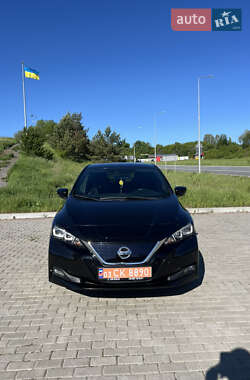 Хетчбек Nissan Leaf 2019 в 