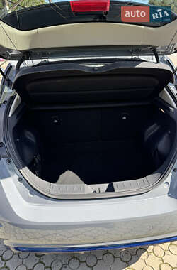 Хетчбек Nissan Leaf 2021 в 