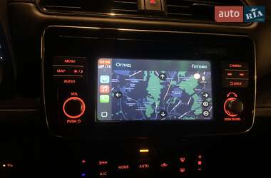 Хэтчбек Nissan Leaf 2018 в 