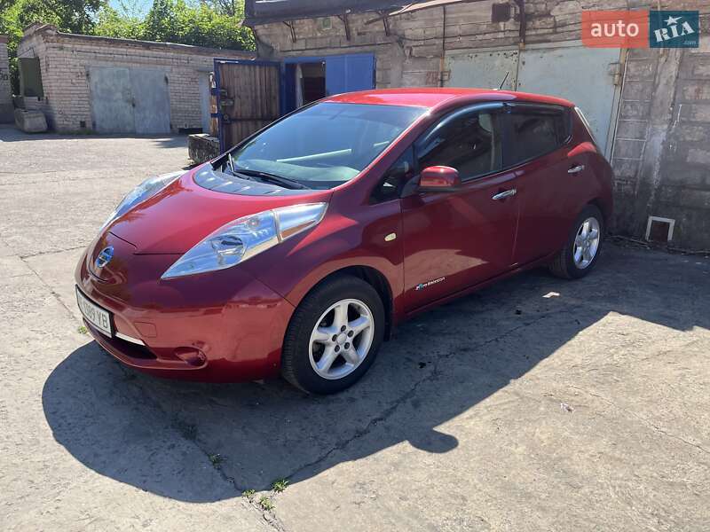 Nissan Leaf 2014