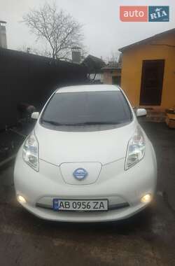 Хэтчбек Nissan Leaf 2013 в Виннице