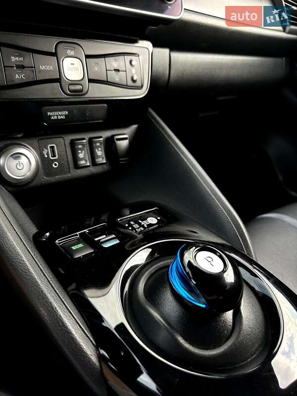 Хэтчбек Nissan Leaf 2020 в Львове