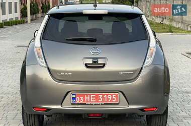 Хэтчбек Nissan Leaf 2014 в 