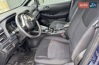 Хэтчбек Nissan Leaf 2018 в 