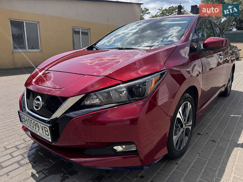 Хетчбек Nissan Leaf 2021 в Одесі
