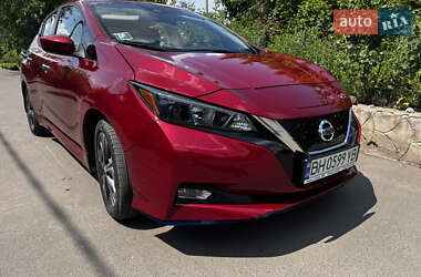 Хэтчбек Nissan Leaf 2021 в Одессе