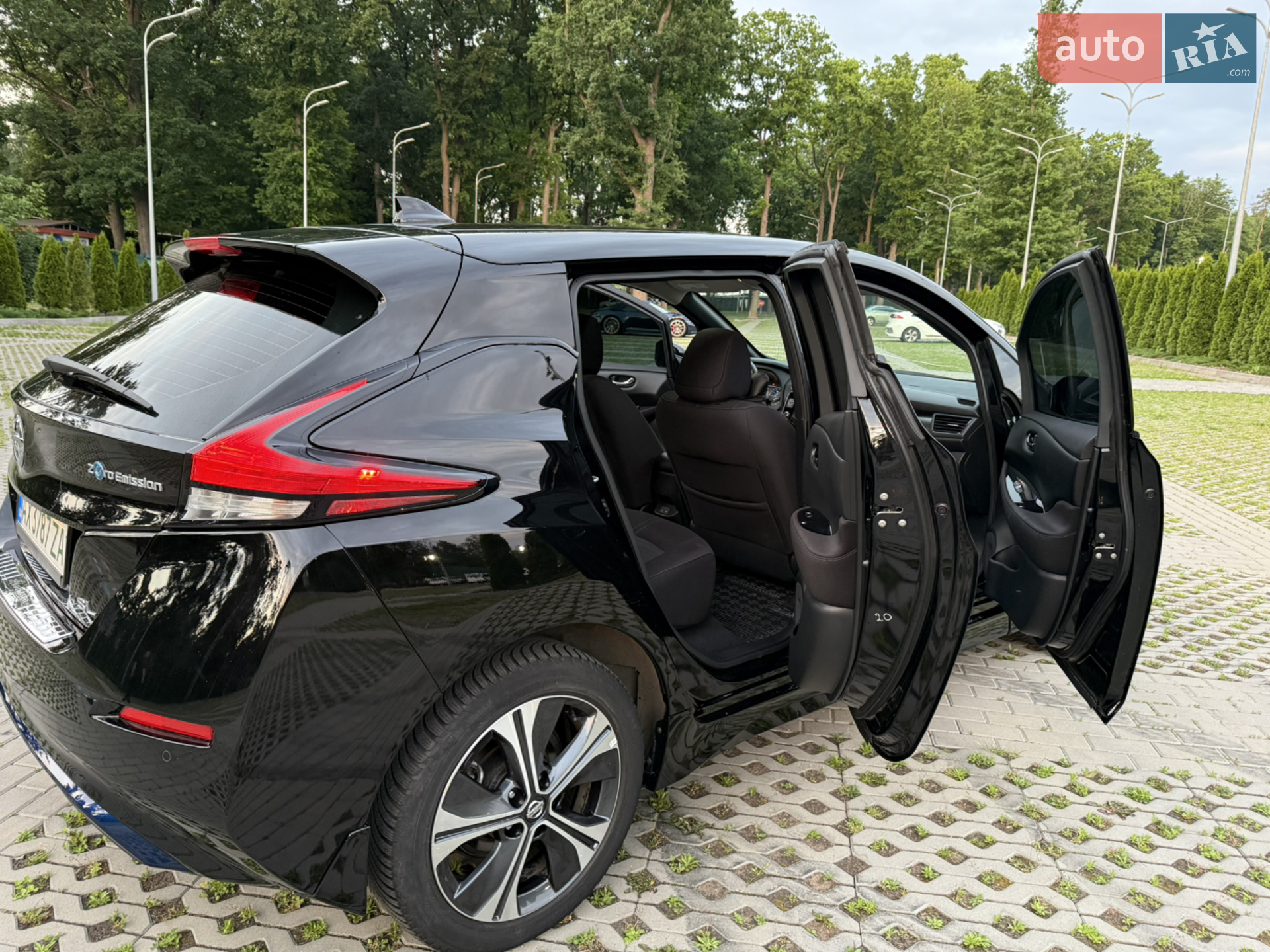 2020 Nissan Leaf - мініатюра 20